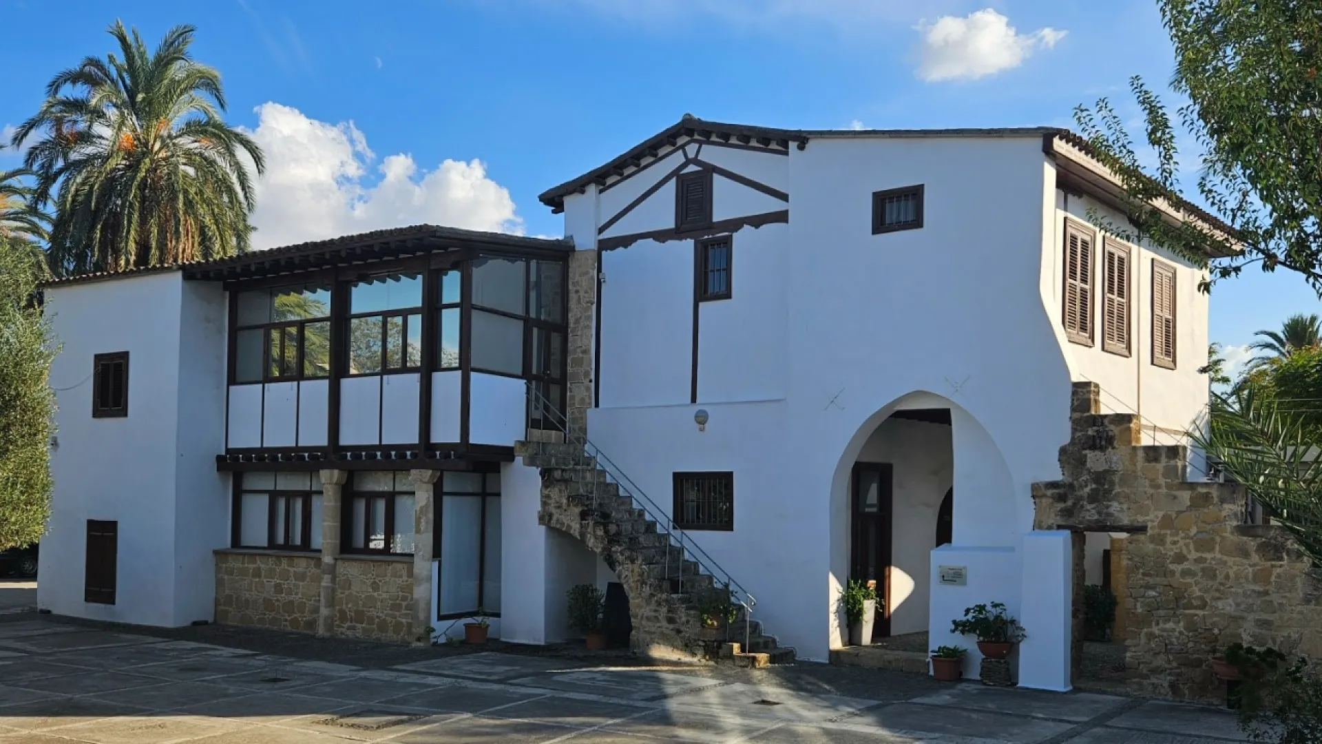 Renting an Apartment in Cyprus: The Ultimate Guide for Long-term Stays