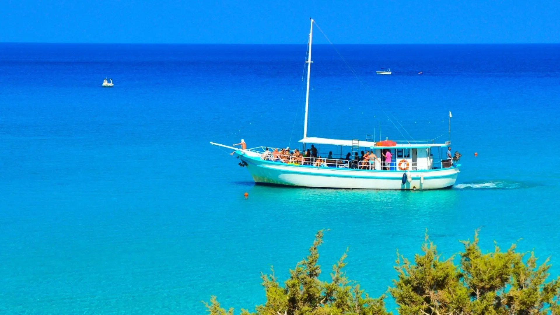 Long-term Holiday for Retirees Cyprus: The Perfect Senior Paradise in the Mediterranean 2025